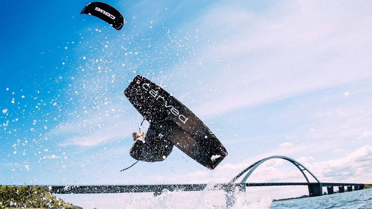 Kitesurfing requires not only athletic ability but also durable equipment. Kitesurfing requires not only athletic ability but also durable equipment.