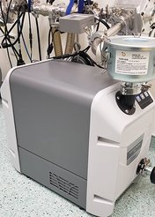VACUU·PURE® 10 pumping the multicollector chamber VACUU·PURE® 10 pumping the multicollector chamber